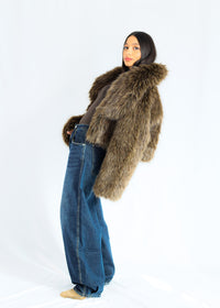 FAUX FUR CROPPED JACKET - BROWN