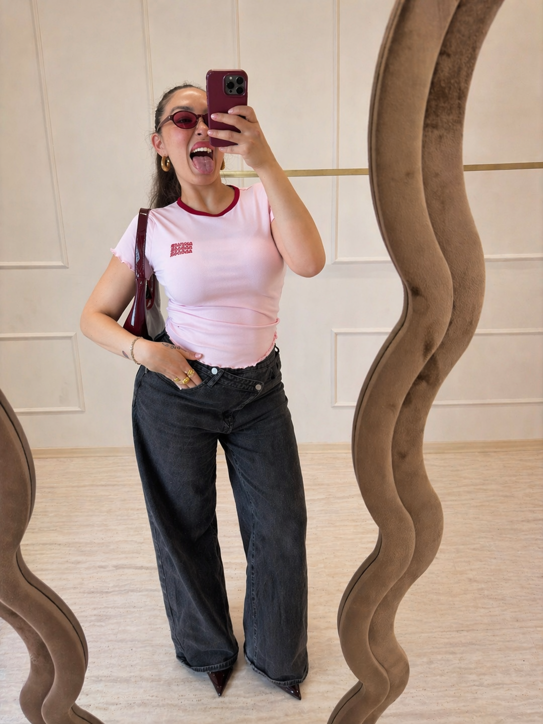 T-shirt “Amour Fit” Trendy G67607
