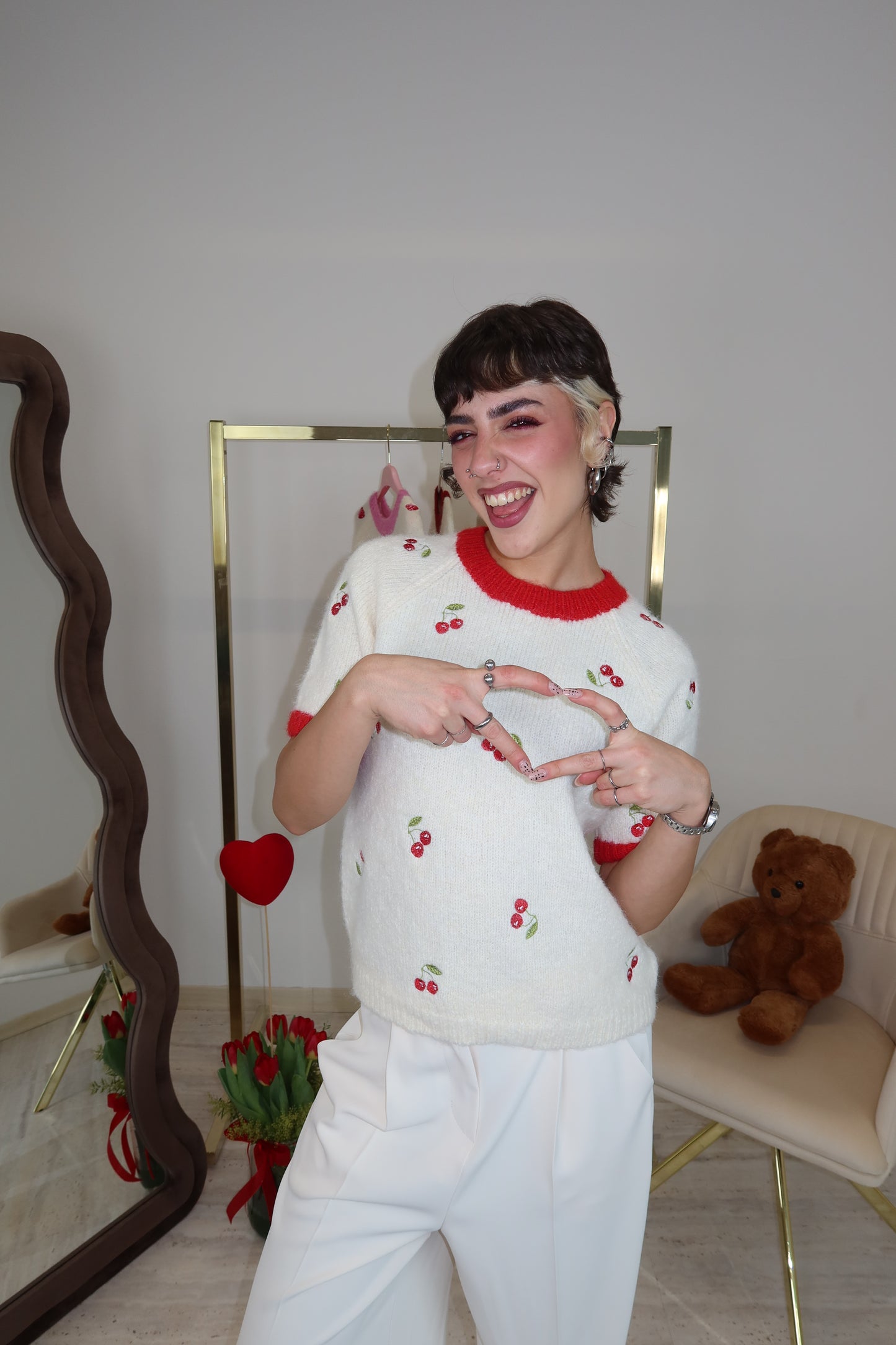 Maglioncino “ Cherry Mood”