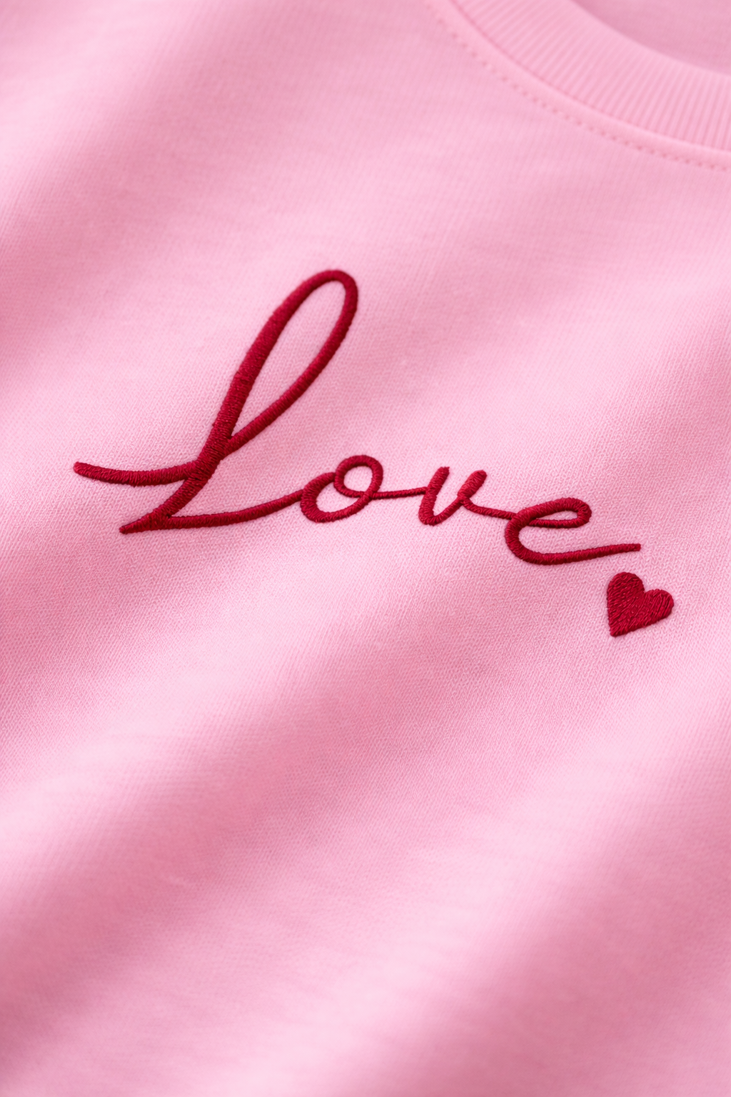 T-shirt “LOVE SIGNATURE“ - Trendy G66645